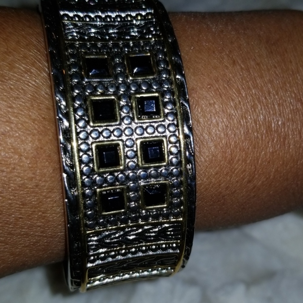 Bracelet - Picture 3 of 3